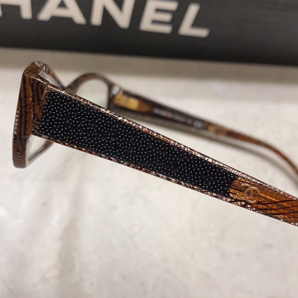 CHANEL Eyeglasses (Frames) - Picture 5 of 12